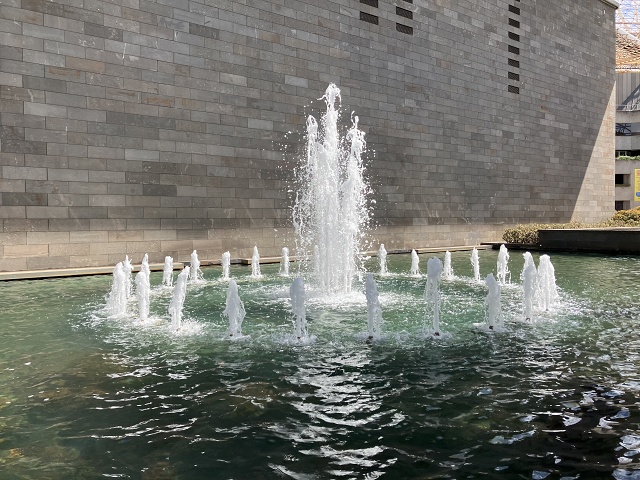 Fountain National Gallery Of Victoria 1